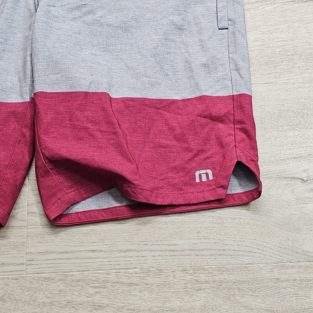 Travis Mathew Board Shorts Mens 33 USA  American Flag Pockets Colorblock Pocket - Picture 2 of 10